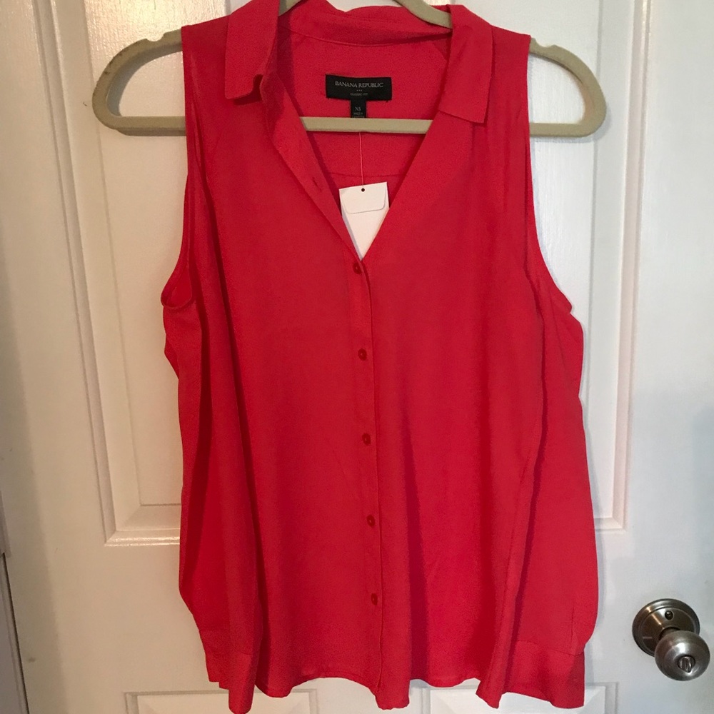 Banana Republic XS cold shoulder blouse